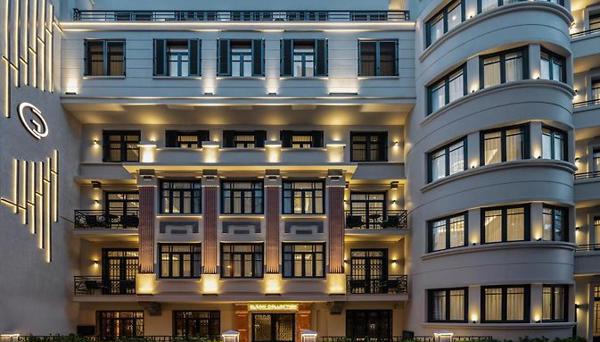 Gleam Collection Hotel