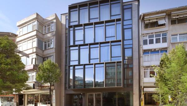 Gatto Residence