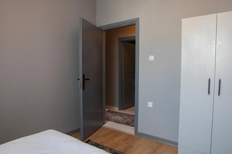 Hexa Suites Hotel