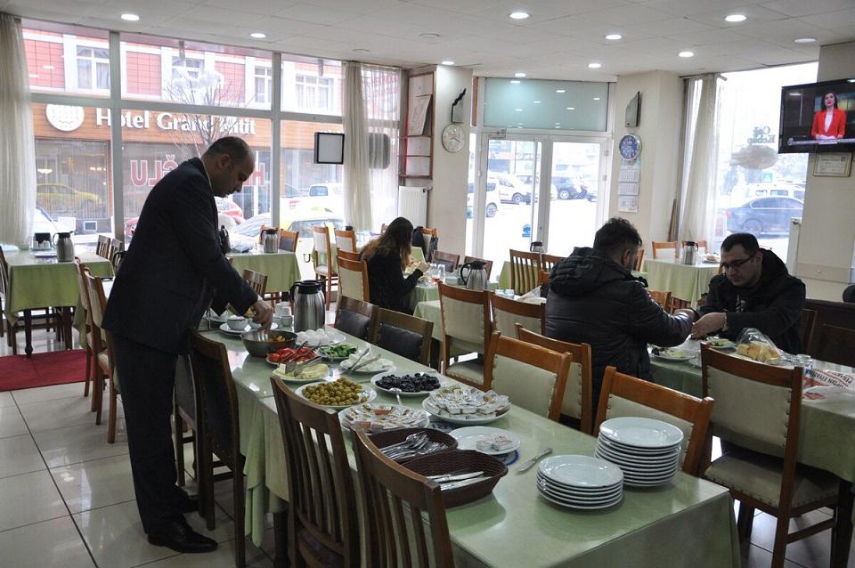 Hekimoğlu Otel