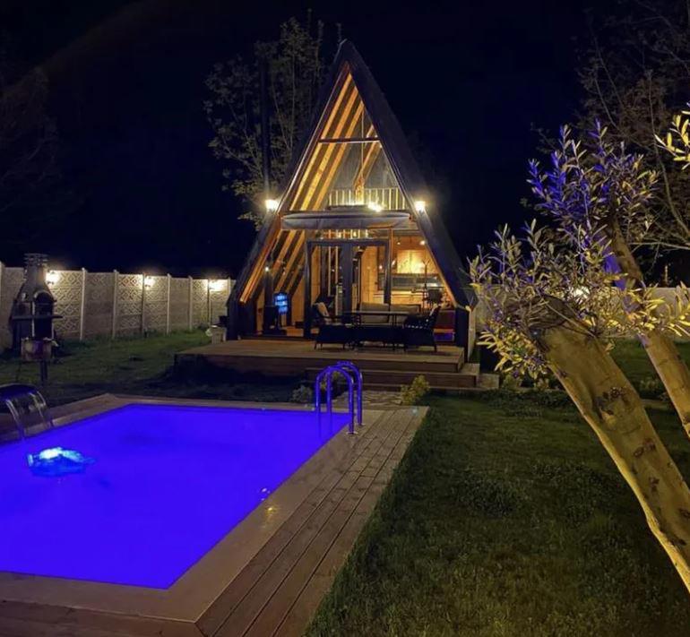 Sapanya Yanik Bungalov