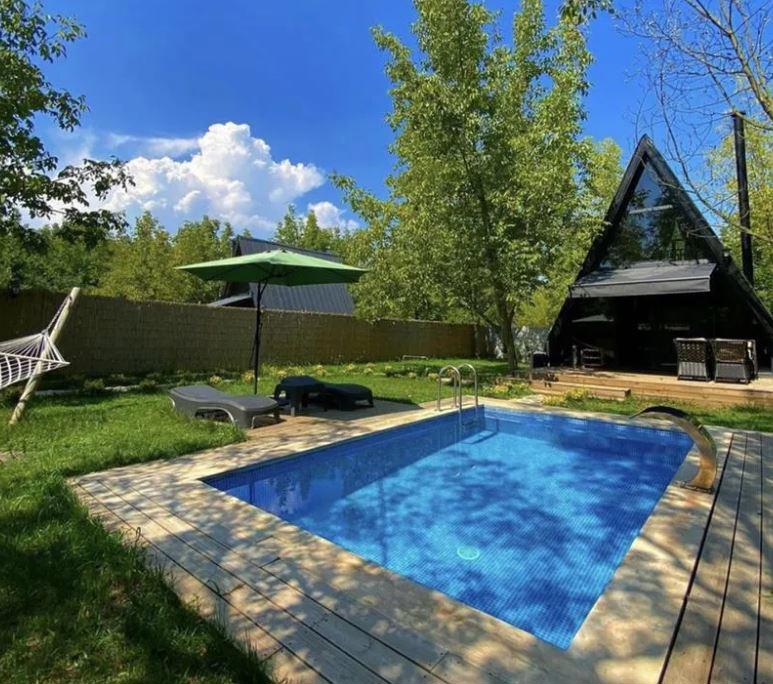 Sapanya Yanik Bungalov