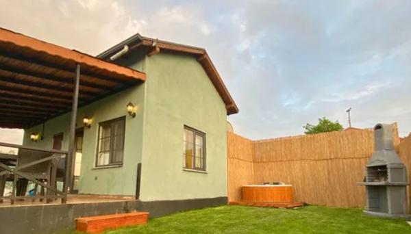 Deva Suit Tiny House
