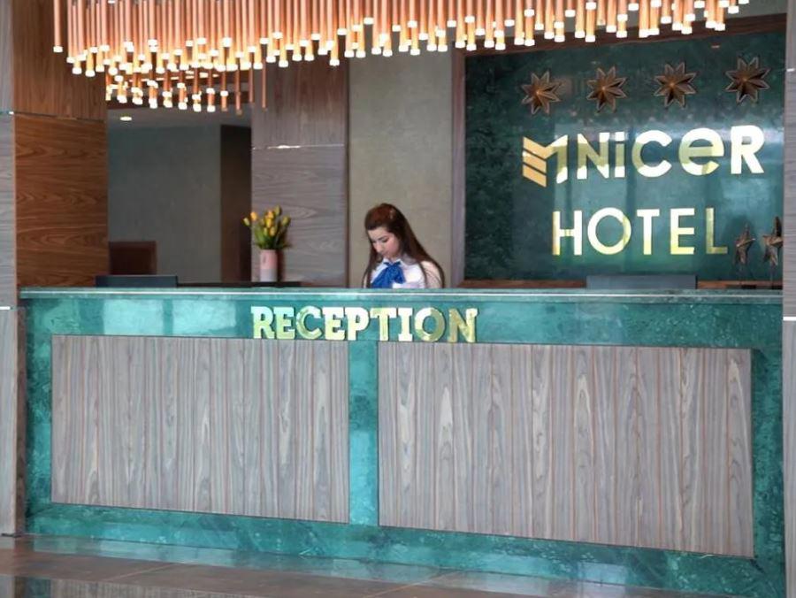Nicer Hotel