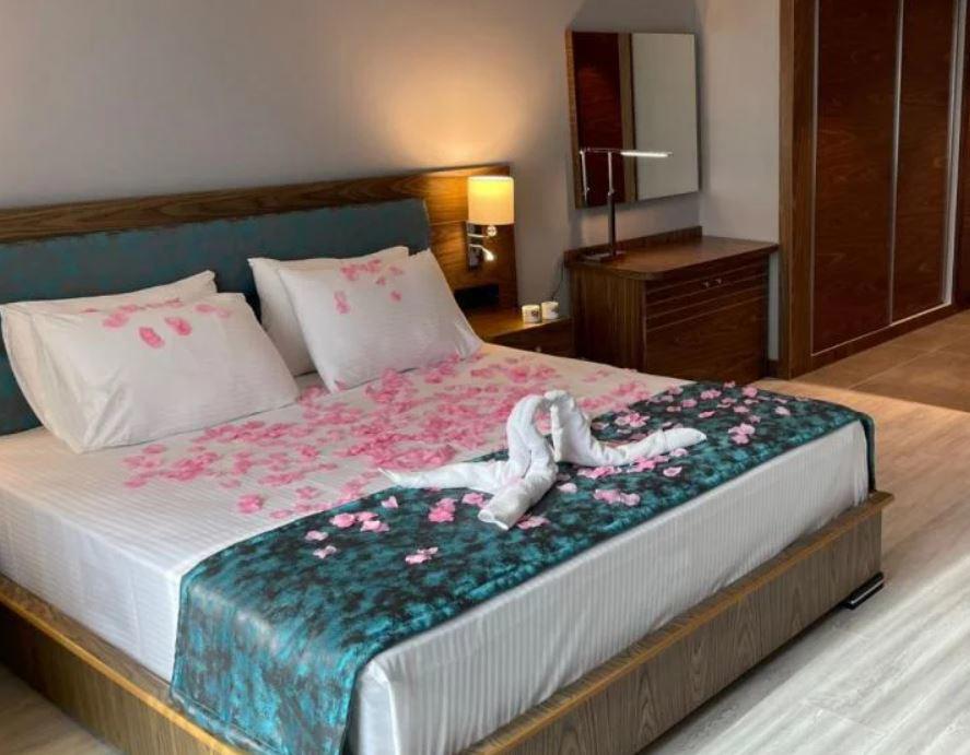 Nicer Hotel