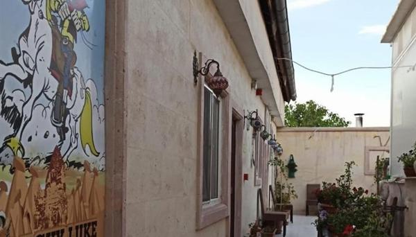 Lucky Luke Stone House