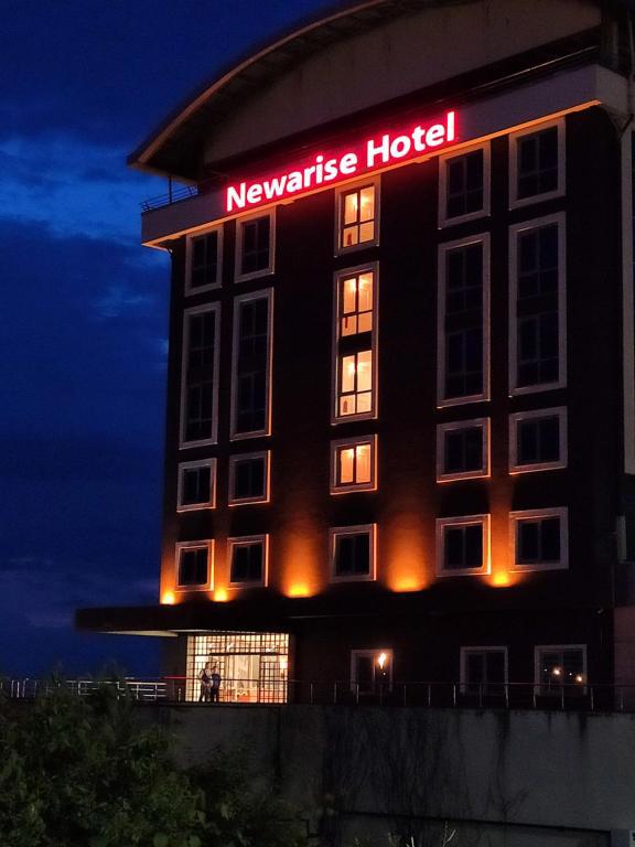 Newarise Hotel