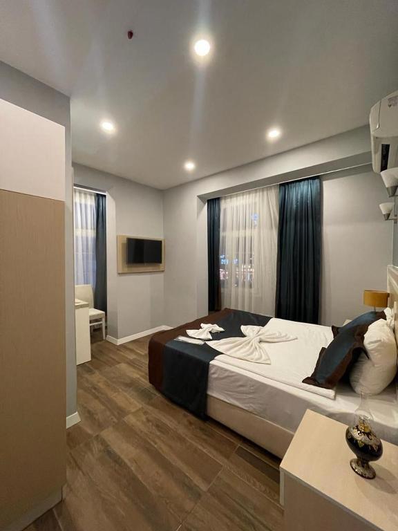 Legend Tulip Hotel