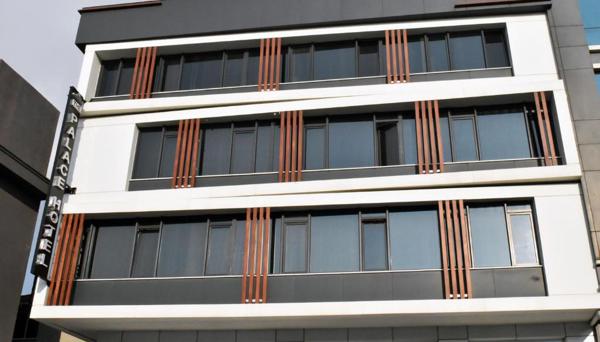 Palace Suit Hotel
