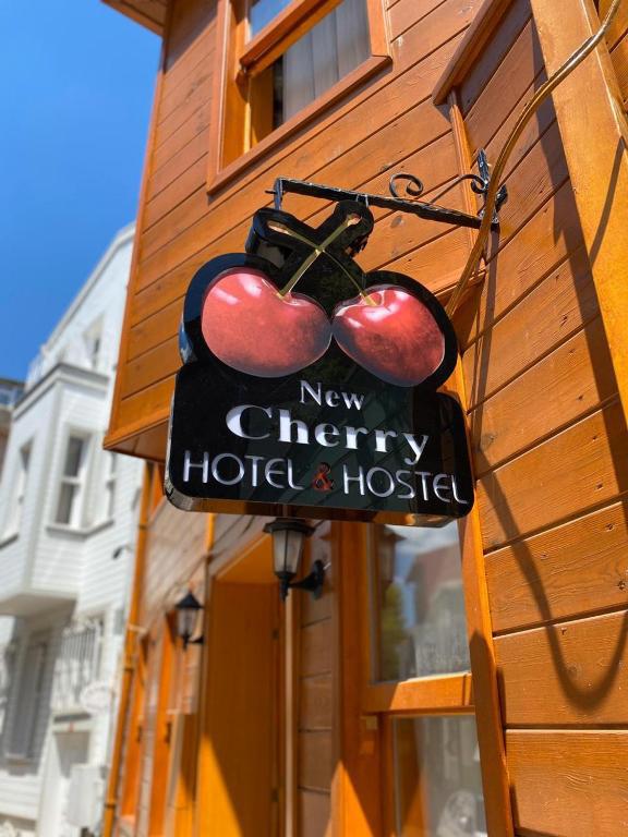 New Cherry Hotel & Hostel