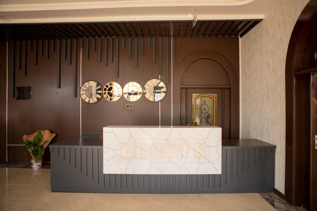 Edens Hotel Van