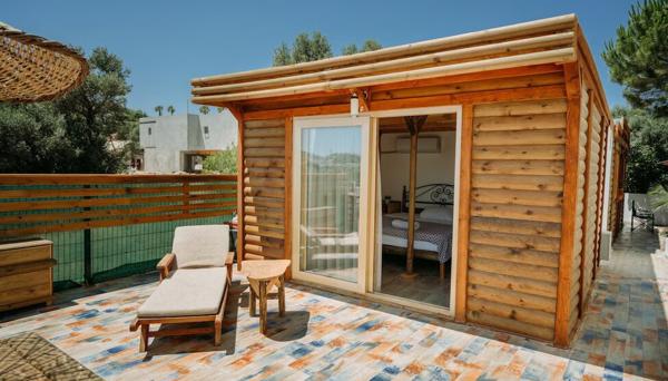 Laradi Otel