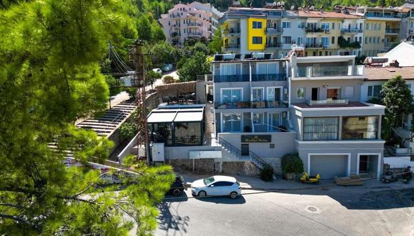 Miralya Suites