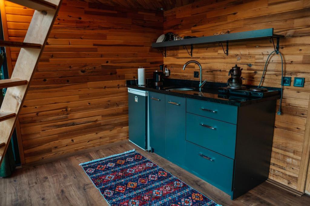 Pavri Suit Bungalov