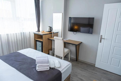 Comfort Center Suit Hotel