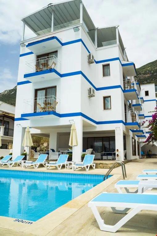 Marquis Blue Hotel