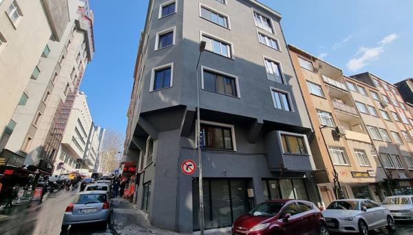 10M2 Hotel