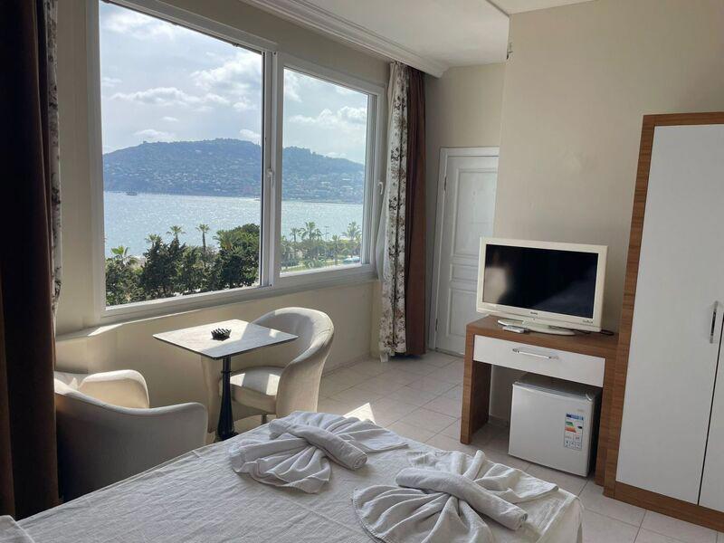 Rosella Apart & Hotel