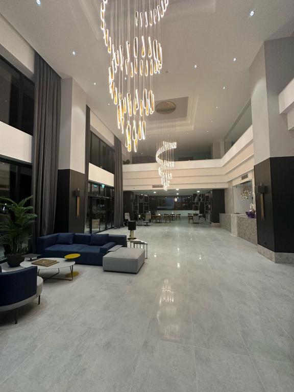 V Center Hotel