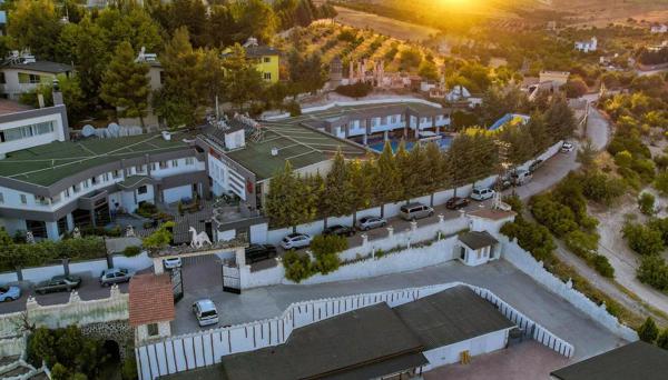 Uğurlu Termal Tatil Köyü