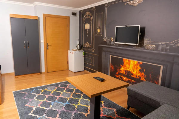 Heraldic Room Hotel