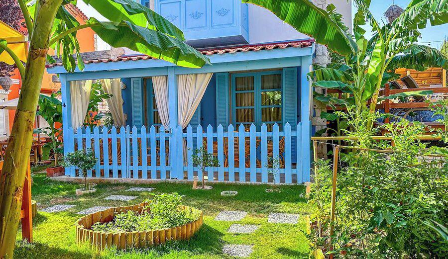 Banana Alaçatı Wellness Hotel - Adults Only