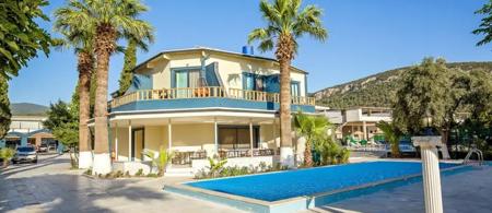 Dimora Boemo Hotel