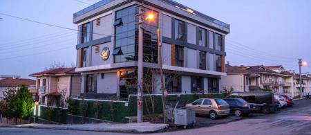Sist 34 Suit Hotel