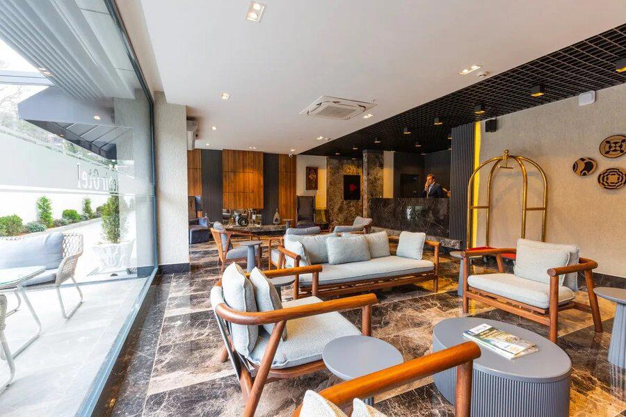 Nehir Otel