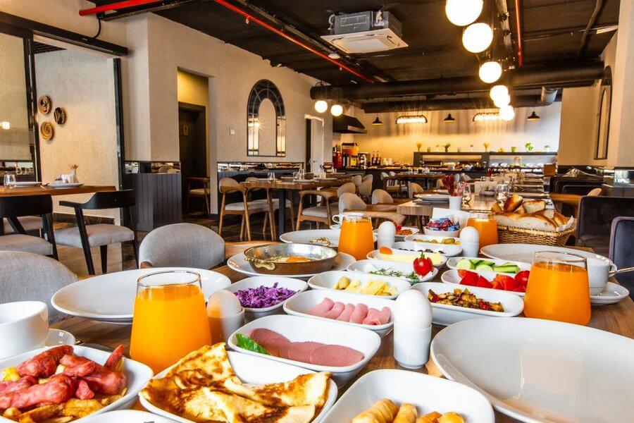Nehir Otel