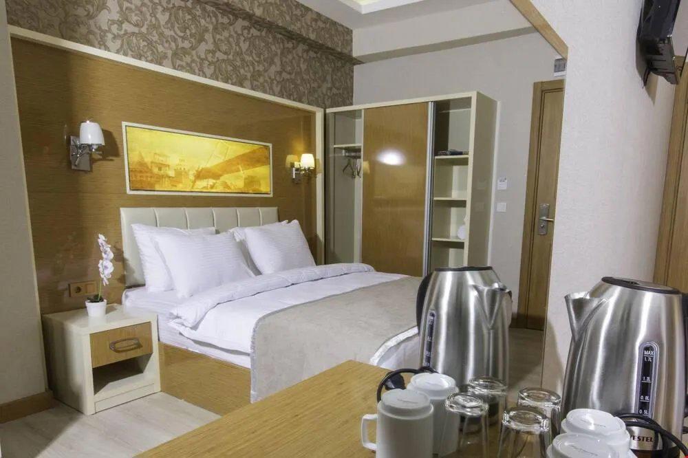 Mars Hotel