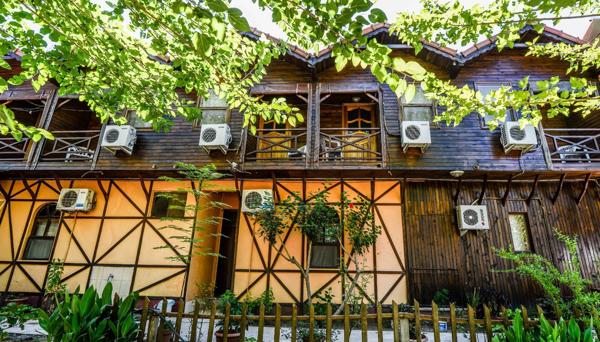 Yavuz Motel Adrasan