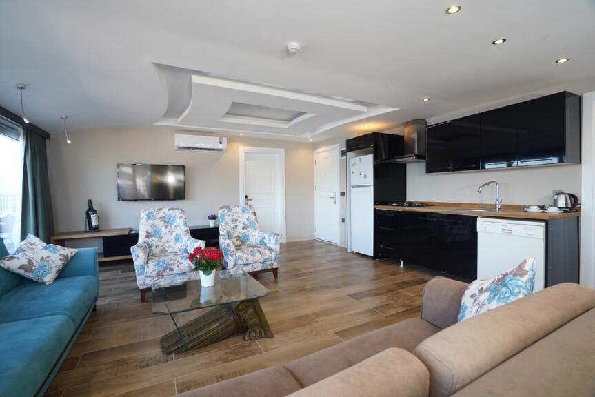 Aurasia Sea Side Hotel