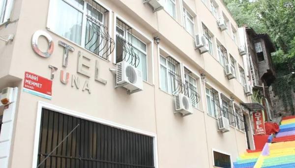 Tuna Hotel