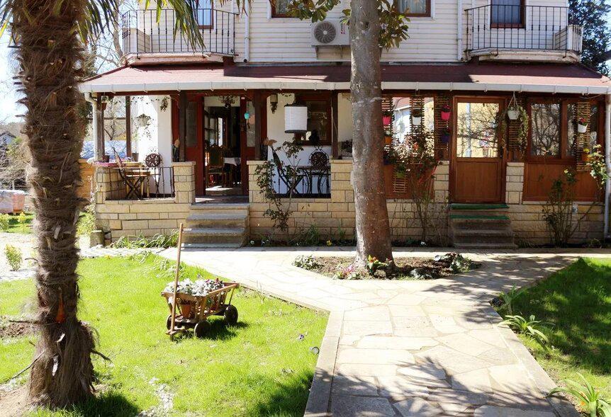 Karamazov Antik Otel