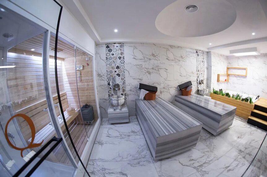 Mayi Hotel