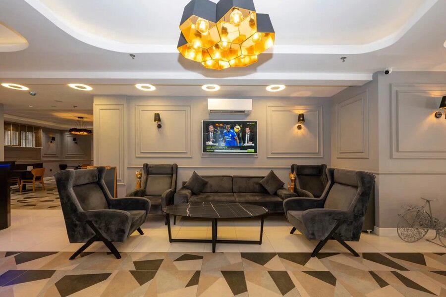 Dmr Comfort Suit Hotel