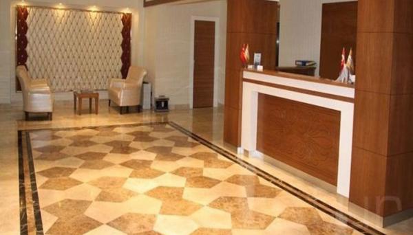 Grand Aras Hotel