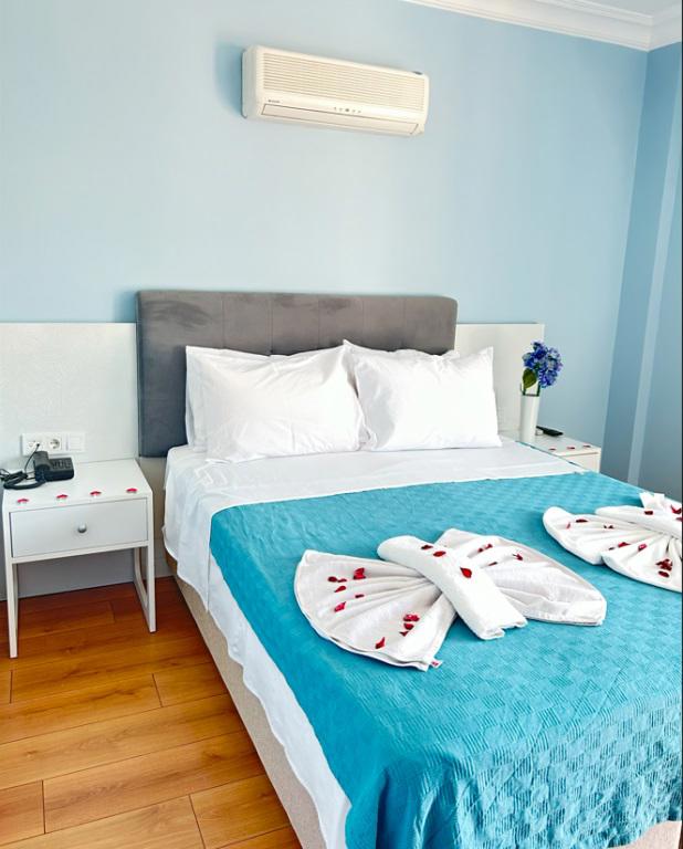 Marquis Blue Hotel