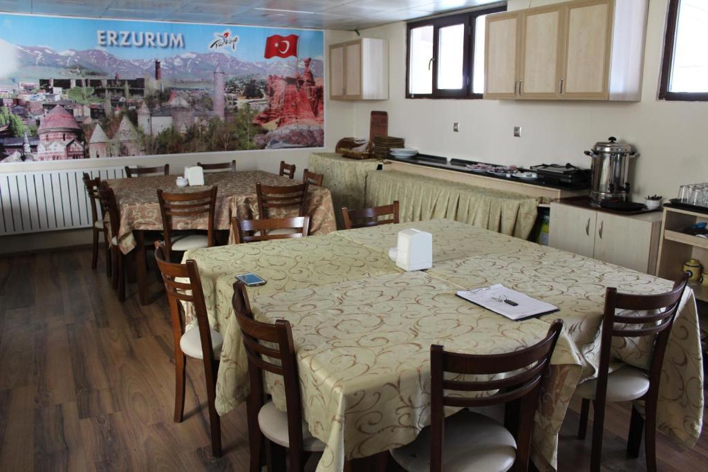 Çağ Otel