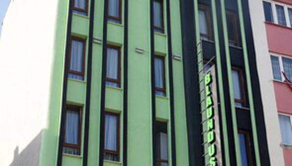 Blaundus Otel