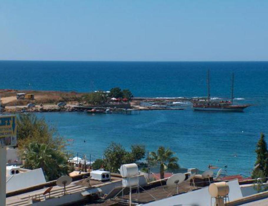 Club Cemar Beach