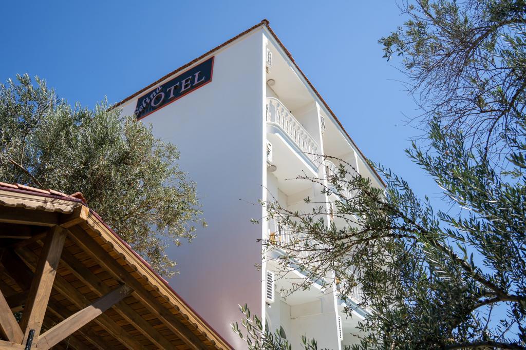 Cunda Selina Otel