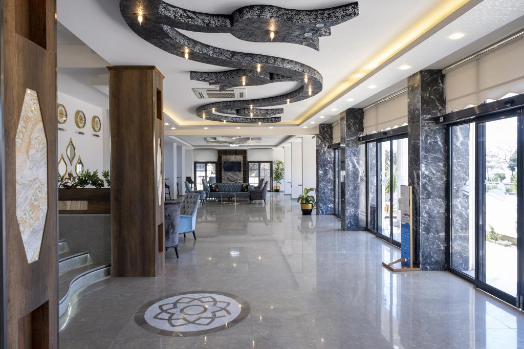 Akan Otel Sunset