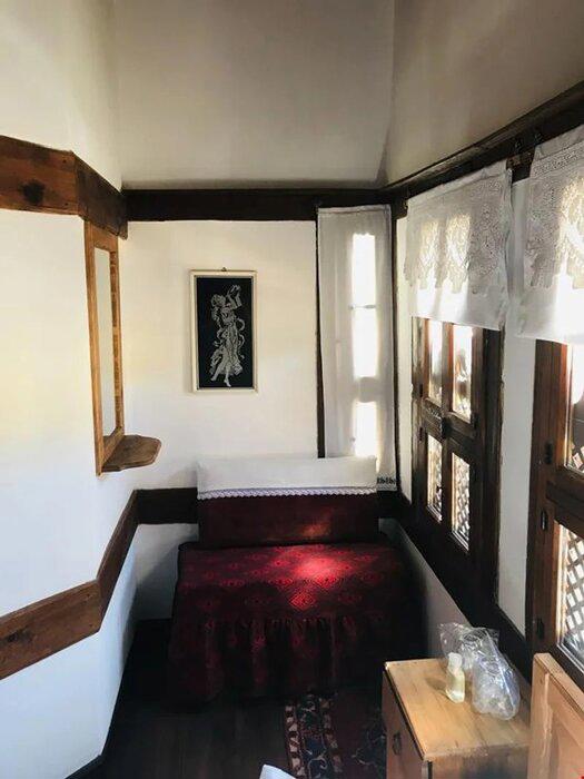 Lonca Konuk Evi