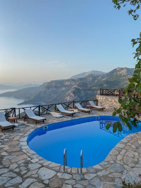 Yediburunlar Lighthouse Hotel