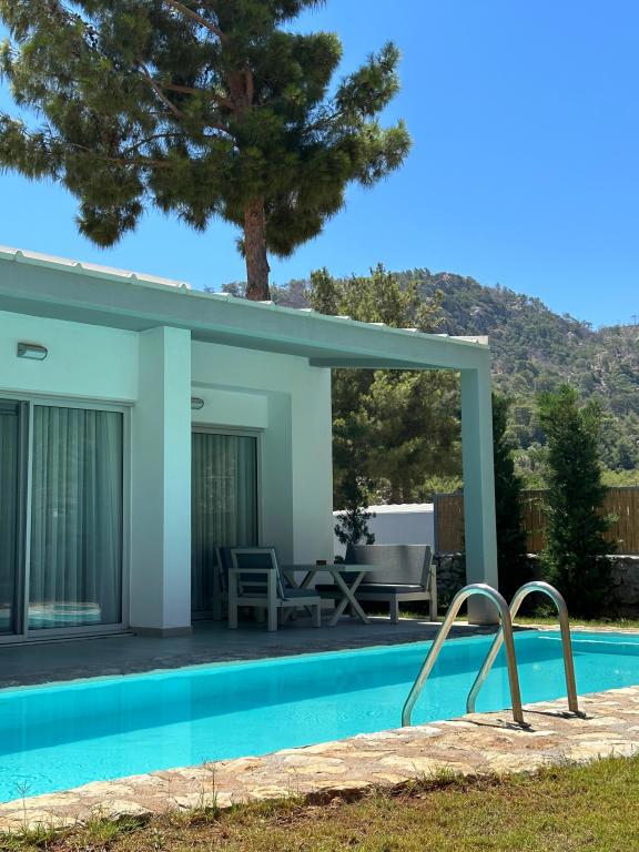 Z Villas Beach Hotel