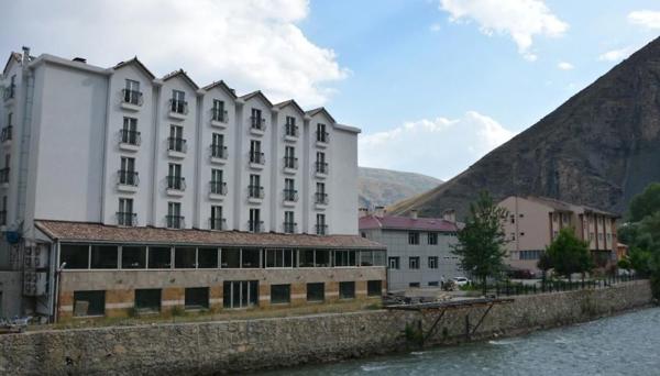 Mirava River Suites Hotel