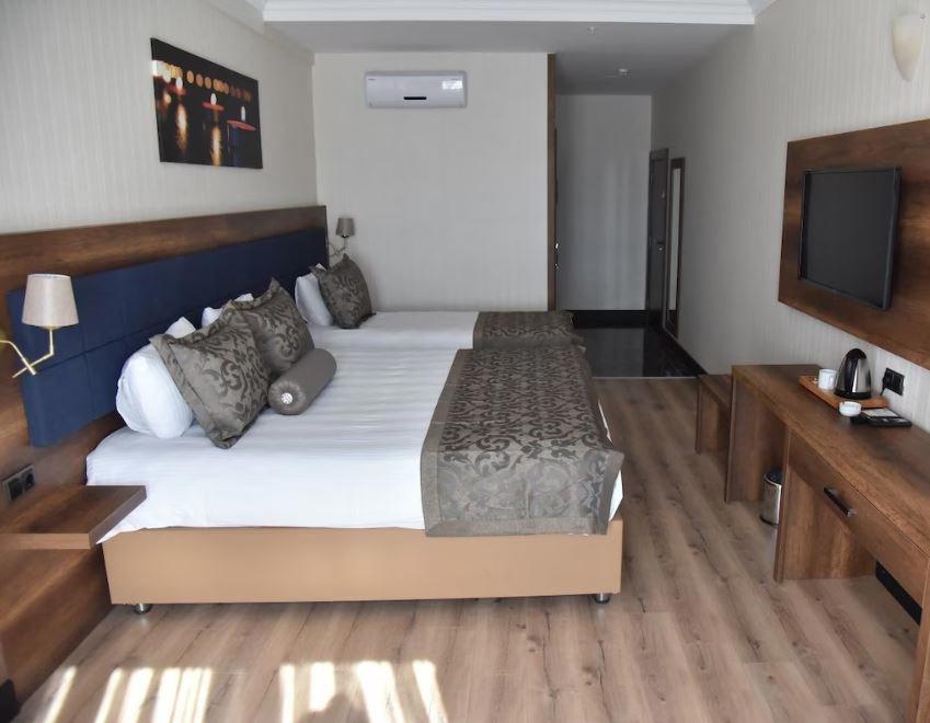 Aksac Hotel