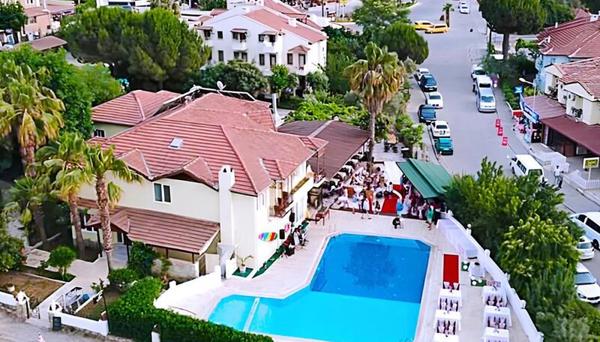 Native Hotel